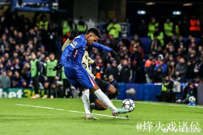 官方：埃斯特旺对巴萨欧冠进球当选切尔西11月最佳