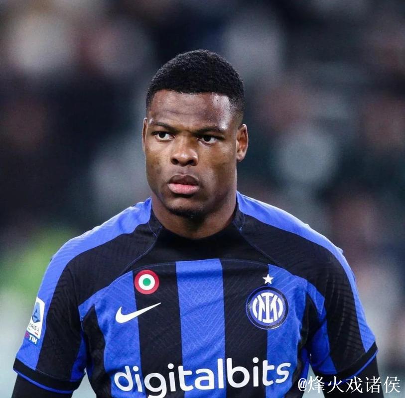 邓弗里斯或缺席较长时间,国米冬窗拟引进右翼卫 邓弗里斯或缺席较长时间,国米冬窗拟引进右翼卫