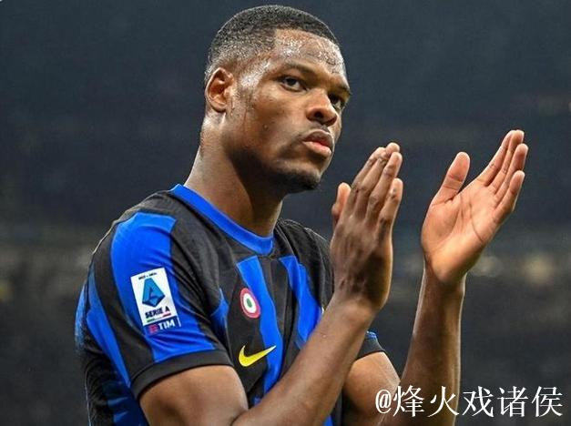 邓弗里斯或缺席较长时间,国米冬窗拟引进右翼卫 邓弗里斯或缺席较长时间,国米冬窗拟引进右翼卫